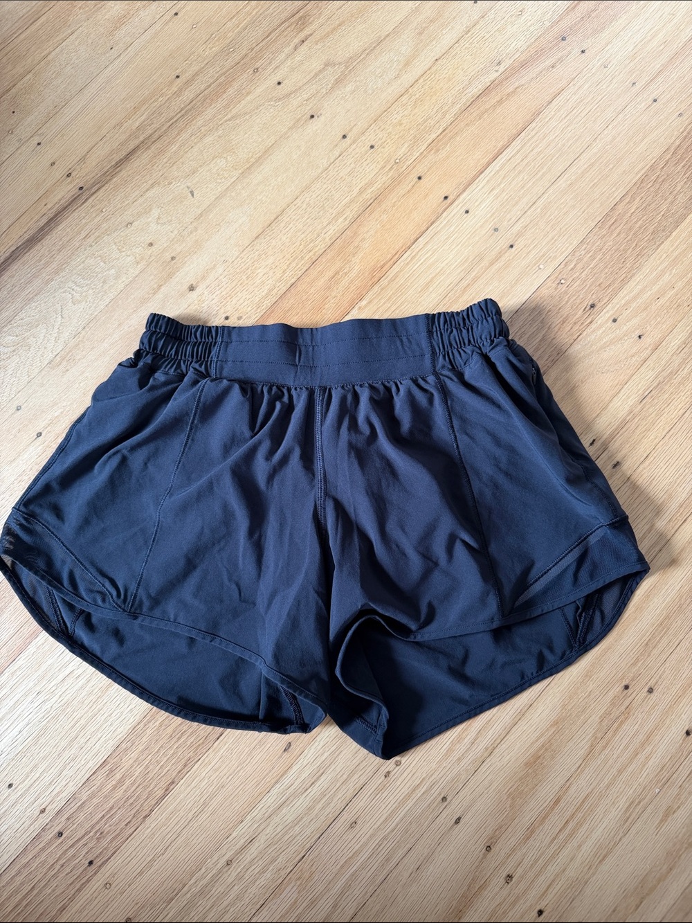 lululemon Hotty Hot Low-Rise Lined Short 4"